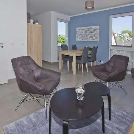 Zentrale Mit Balkon, Gratis Nutzung Vom Ahoi Erlebnisbad Und Sauna In Sellin - Anni 05 Lejlighed Goehren (Ruegen)