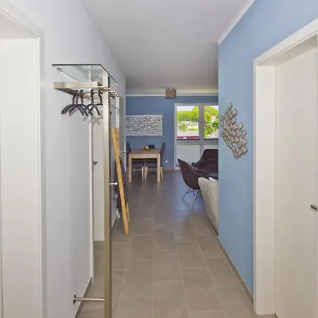 Anni 05 Mit Gratis Sauna- Und Schwimmbadnutzung Im Ahoi Sellin * Goehren (Ruegen)