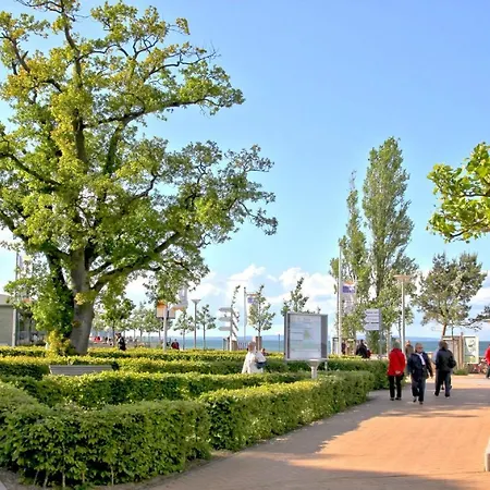 Anni 05 Mit Gratis Sauna- Und Schwimmbadnutzung Im Ahoi Sellin *